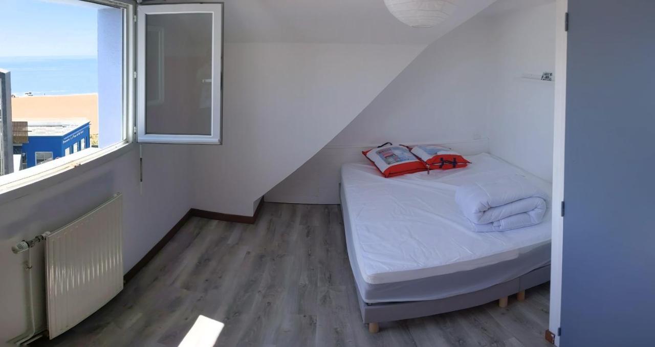 Apartment T3 Sea View With At 20m Saint-marc-sur-mer
